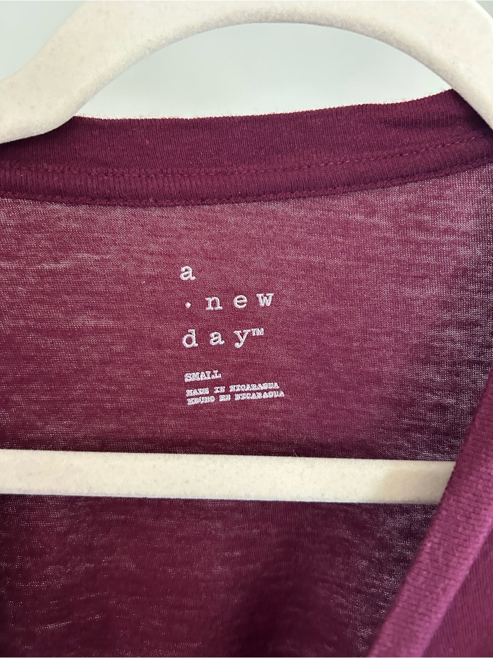 A new day maroon tee size S - Picture 3 of 5